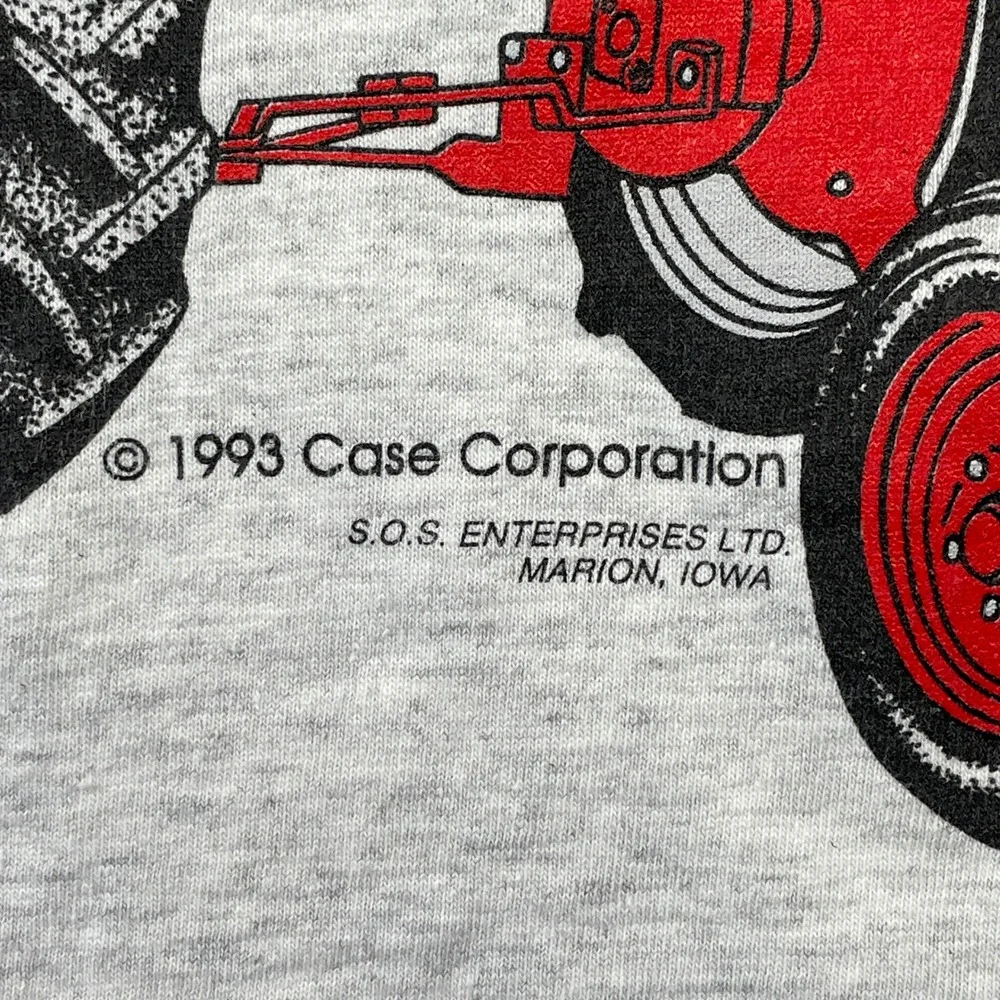 Tultex T-Shirt Men Large Gray Farmall Cub 1993 Case Corp Tractor Vintage Graphic - Picture 5 of 9
